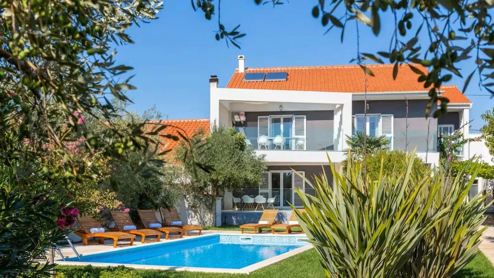 Apartman Villa Stullich With Swimming Pool And Sauna